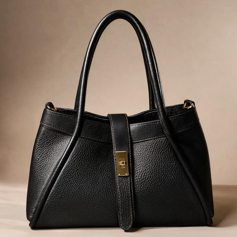 Sac Elena en cuir de vachette, coloris noir — orme.